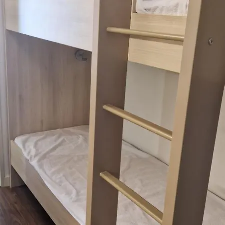 Apartment Causis 4